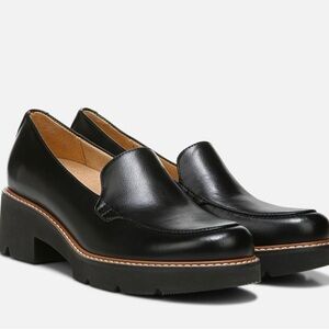 Naturalizer Black Caberet Loafer NWOT Women's Size 8